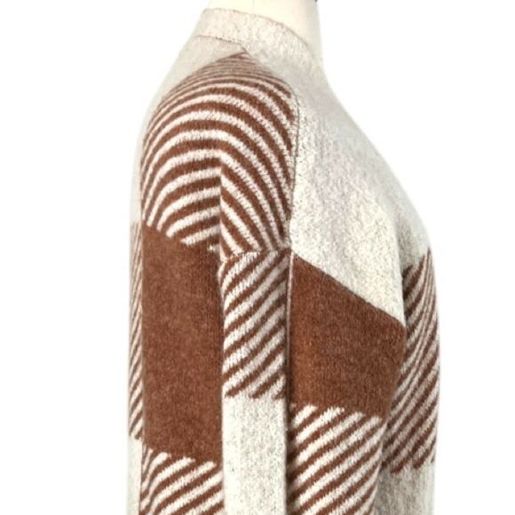 Entro Cardigan Sweater Open Front Fuzzy Long Length Cream Tan Women’s Size 1X - Picture 7 of 10